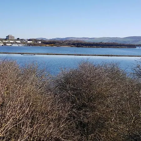 度假居 Port Haverigg Marina Village *